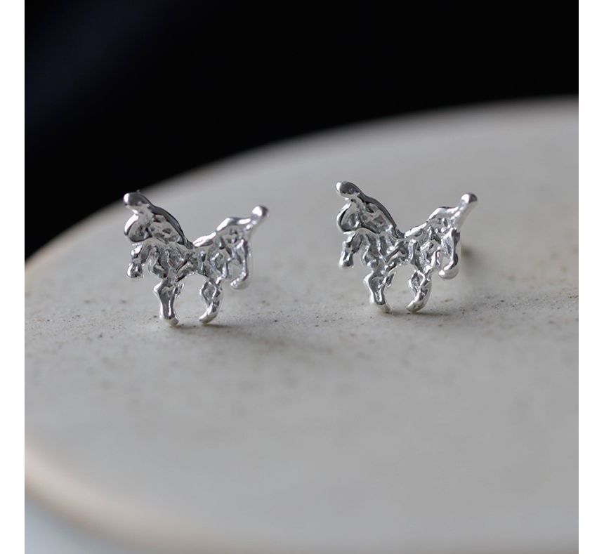 Stud Butterfly Ear FashionChic