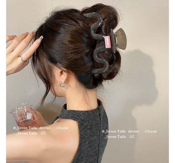 Acrylic Claw Hair Wavy FashionChic