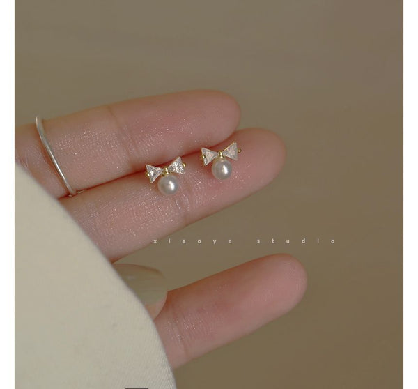 Earring Faux Silver Pearl Sterling Stud Bow Rhinestone FashionChic