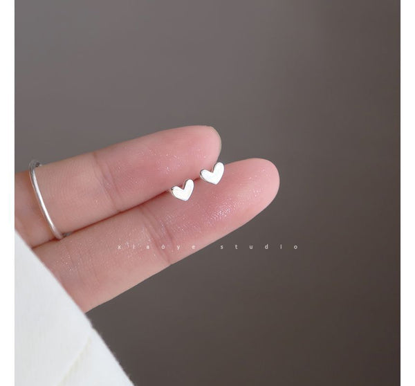 Heart Silver Stud Earring FashionChic