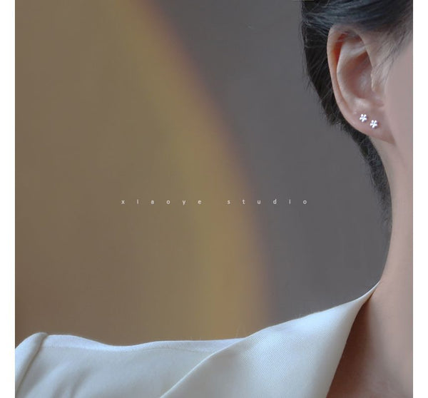 Floral Stud Earring Silver FashionChic