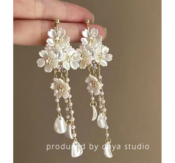 Floral Pearl Faux Chandelier Earring Alloy FashionChic