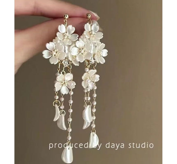 Floral Pearl Faux Chandelier Earring Alloy FashionChic