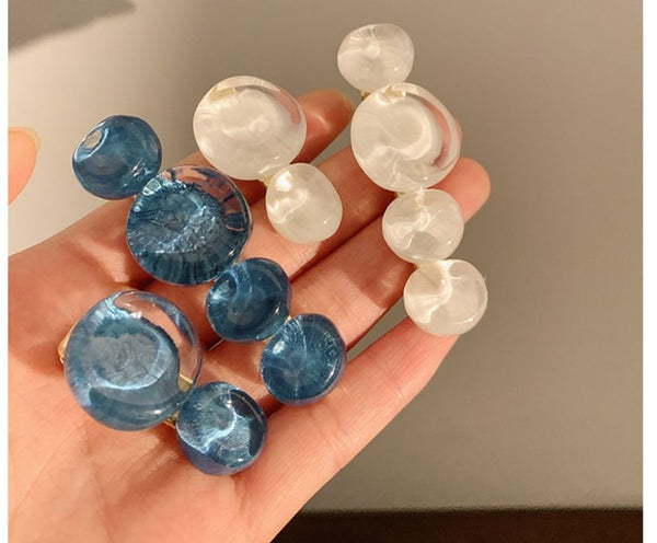 Designs) 2: Acrylic Clip Set (Various of Bead Hair FashionChic