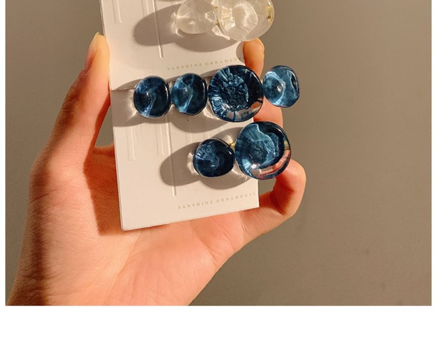 Designs) 2: Acrylic Clip Set (Various of Bead Hair FashionChic