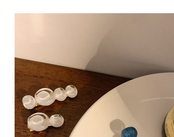 Designs) 2: Acrylic Clip Set (Various of Bead Hair FashionChic