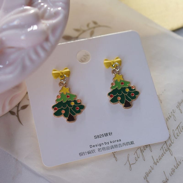 Christmas Tree Drop Clip Earring / On FashionChic