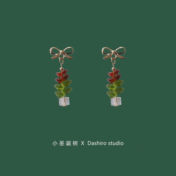 Christmas Tree Drop Clip Earring / On FashionChic