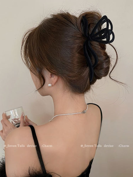Velvet Hair Claw FashionChic