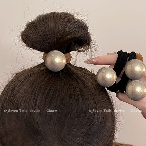 Faux Set Tie Pearl Hair / FashionChic