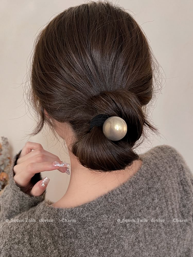 Faux Set Tie Pearl Hair / FashionChic