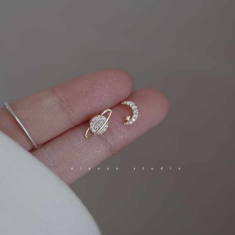 Earring Rhinestone Moon Silver Asymmetrical Stud Sterling FashionChic
