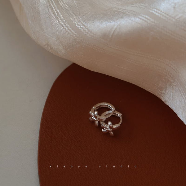 Huggie Bow Silver Earring Sterling FashionChic