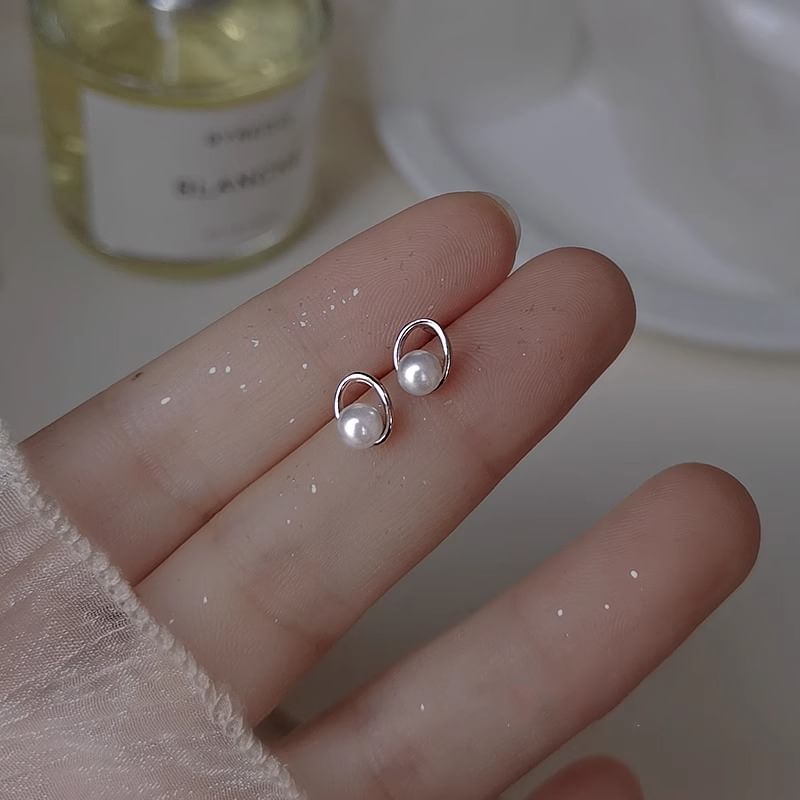 Pearl Faux Ear Stud FashionChic
