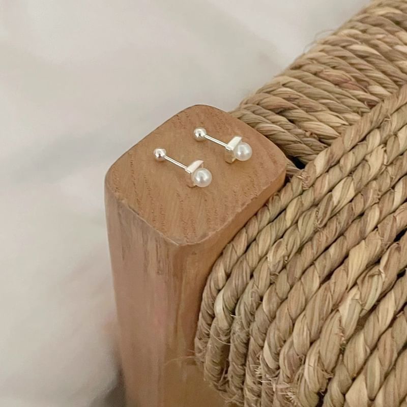 Stud Pearl Faux Ear FashionChic