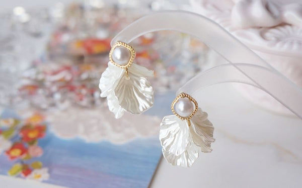 Chandelier Faux Petal Earring Pearl Alloy FashionChic