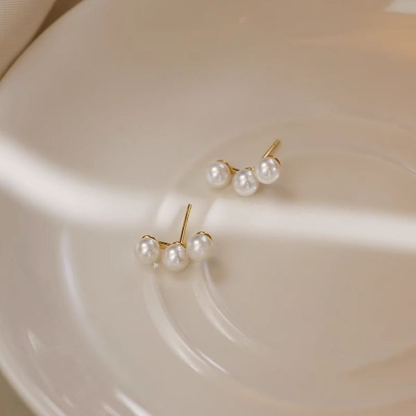 Earring Pearl Faux Stud FashionChic