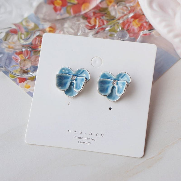 Clip Stud Enamel Earring On Orchid / FashionChic