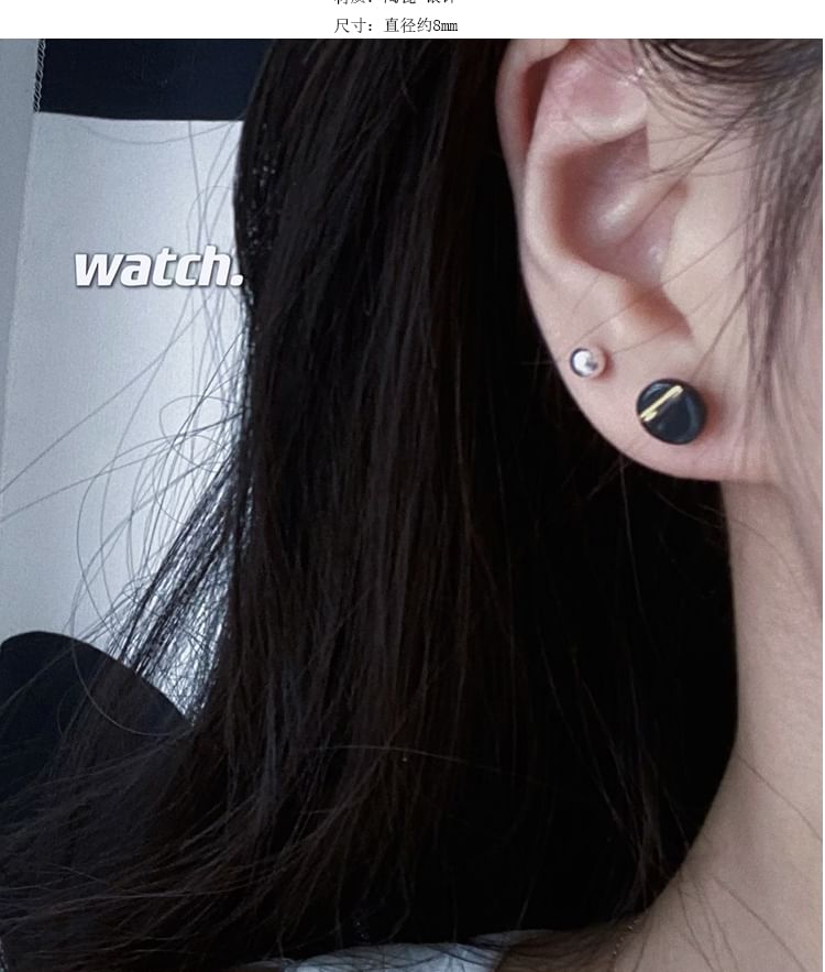 Earring Disc Stud FashionChic