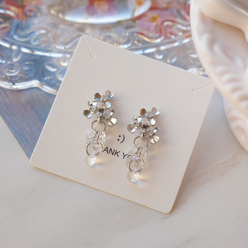 Clip-On Floral Drop Rhinestone / Faux Earring Crystal FashionChic