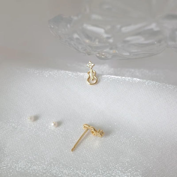 Music Stud Earring Note Asymmetrical Rhinestone Guitar Alloy FashionChic