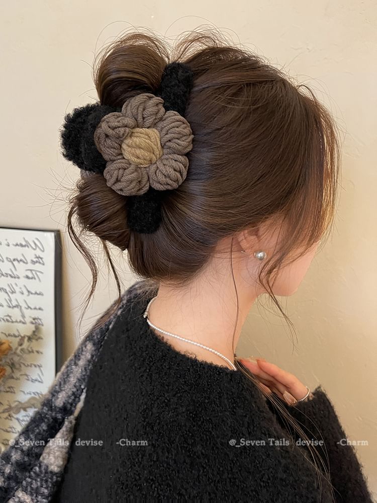 Chenille Floral Claw Clip Yarn Hair FashionChic