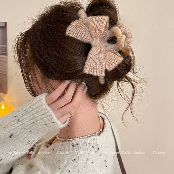 Claw Clip Bow Acrylic Hair Knit FashionChic