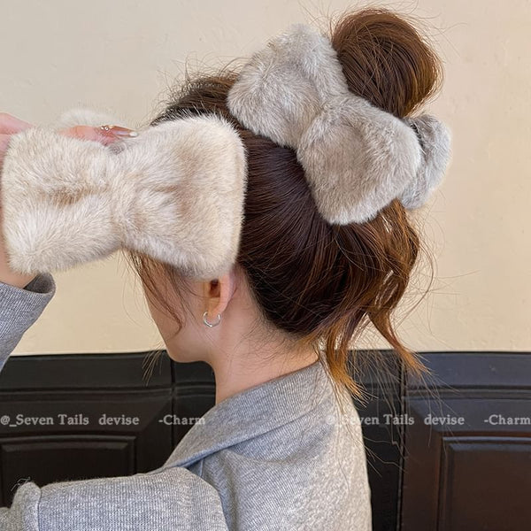 Bow Chenille Claw Hair Clip FashionChic