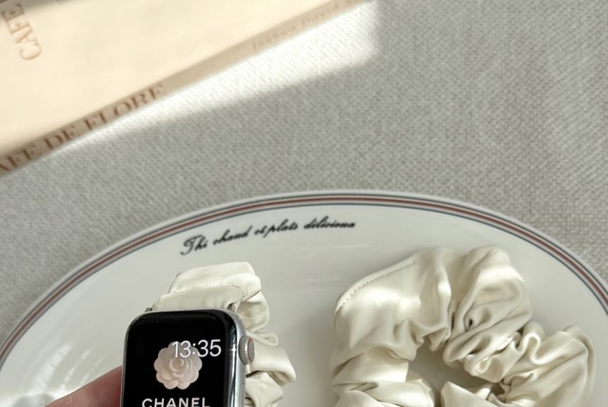 Faux Apple Leather Shirred Band Watch FashionChic