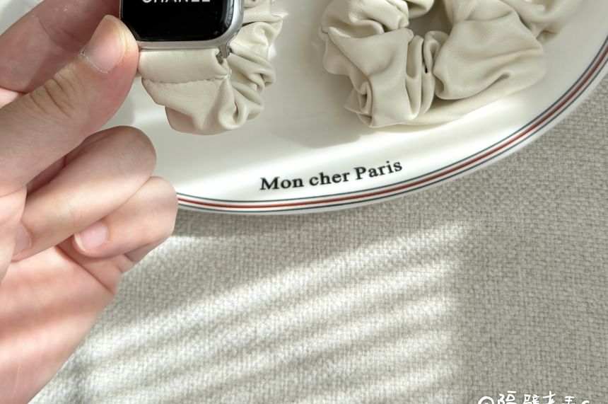 Faux Apple Leather Shirred Band Watch FashionChic