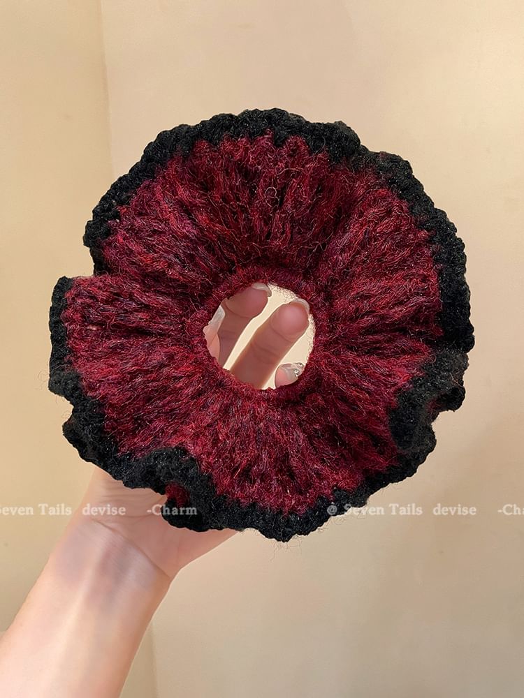 Scrunchie Contrast Trim Knit FashionChic