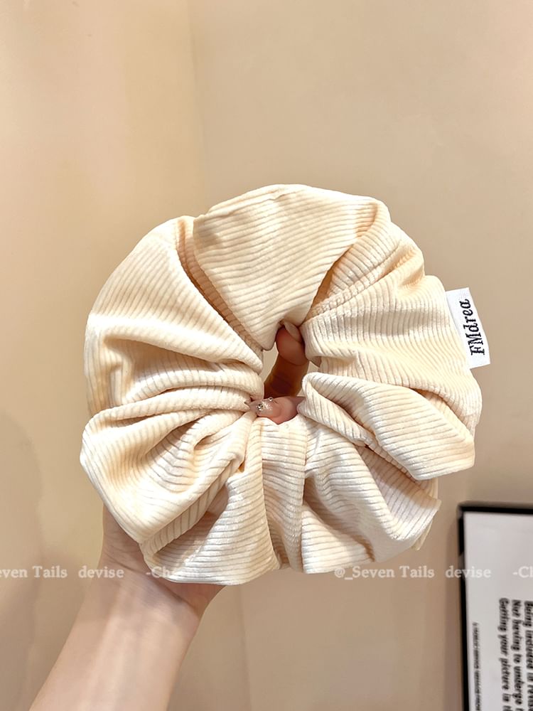 Label Scrunchie Lettering FashionChic