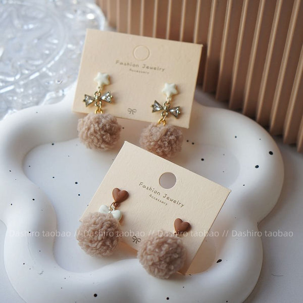 On / Heart Drop Earring Pom Clip FashionChic