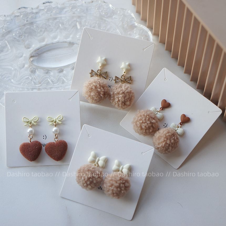On / Heart Drop Earring Pom Clip FashionChic
