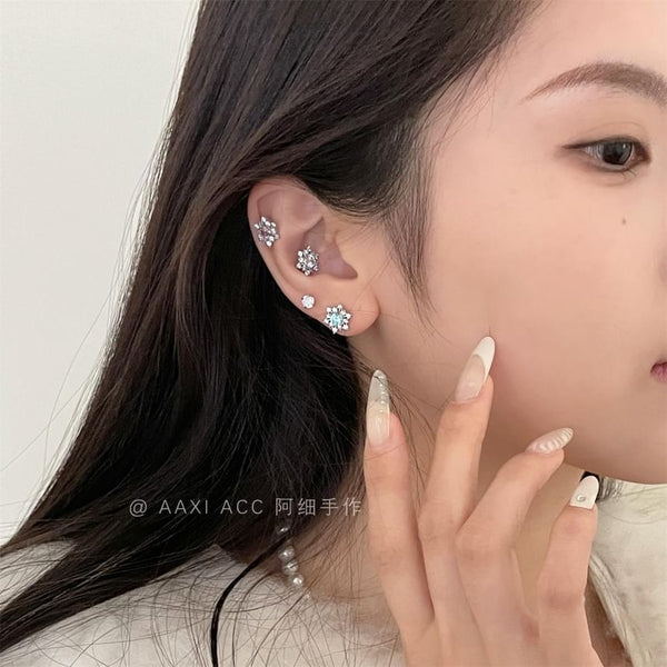 Earring Rhinestone Stud Snowflake FashionChic
