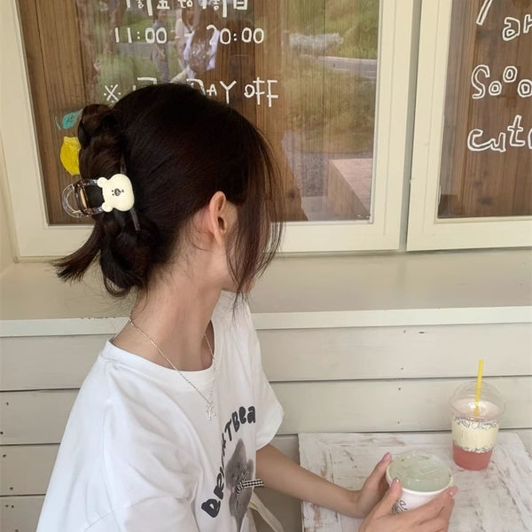 Bear Hair Claw FashionChic