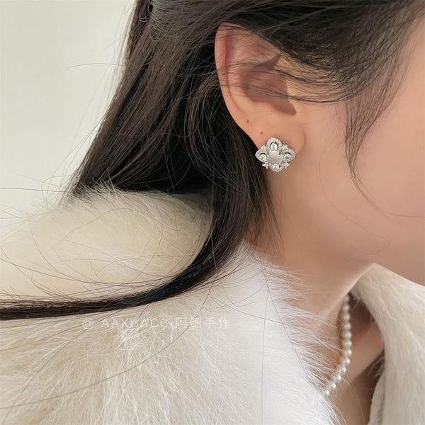 Rhinestone Earring Stud Leaf FashionChic