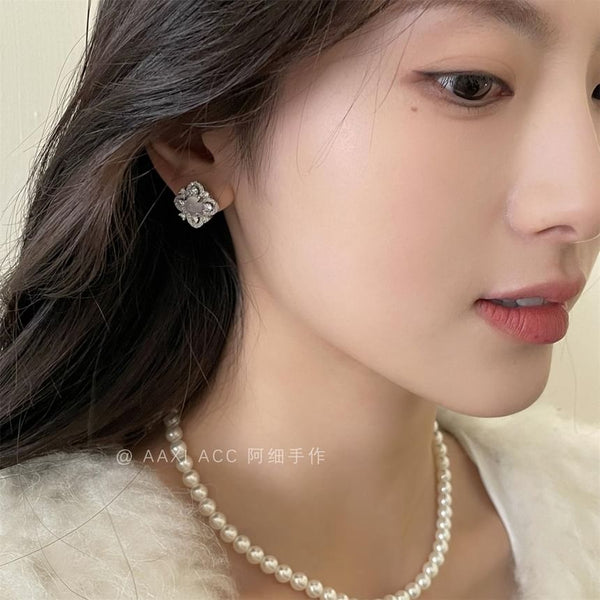 Rhinestone Earring Stud Leaf FashionChic
