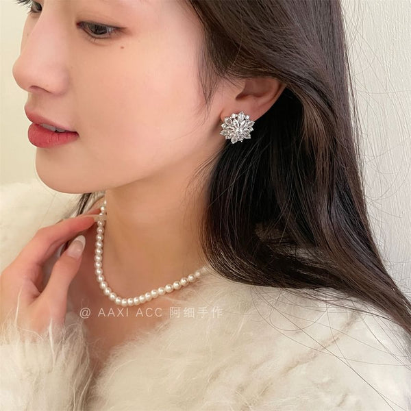 Stud Flower Earring Rhinestone FashionChic