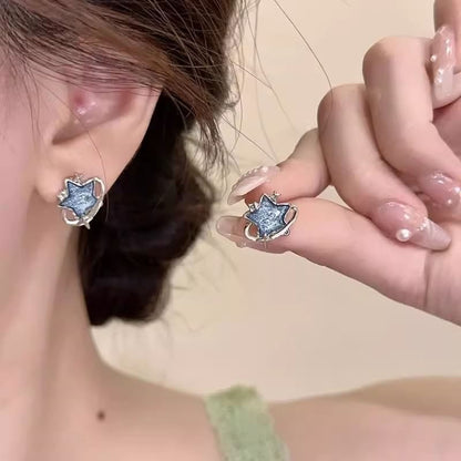 Earring / On Clip Star Stud FashionChic