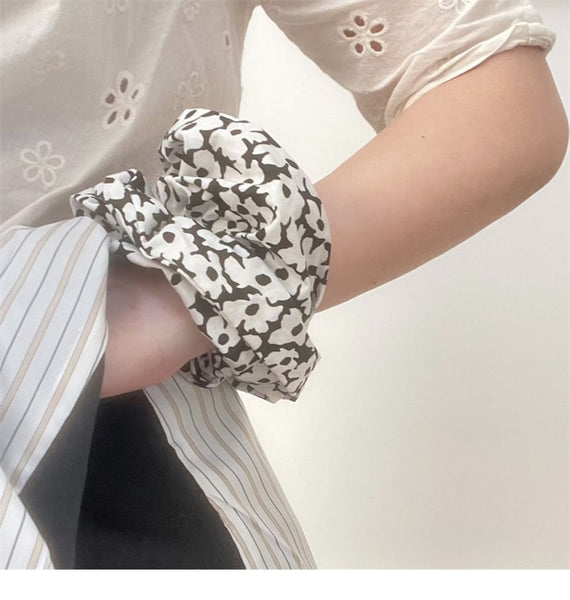 Floral Print Scrunchie FashionChic