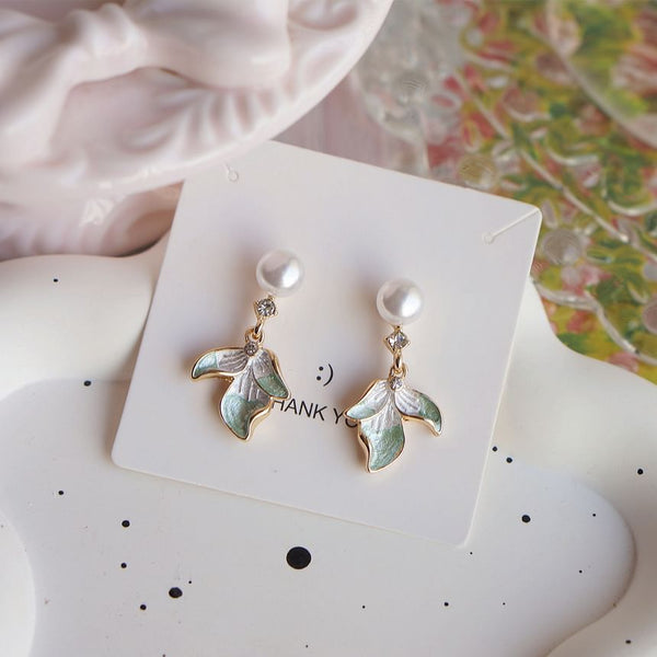 Clip-On Faux Pearl Flower Drop Rhinestone / Earring FashionChic