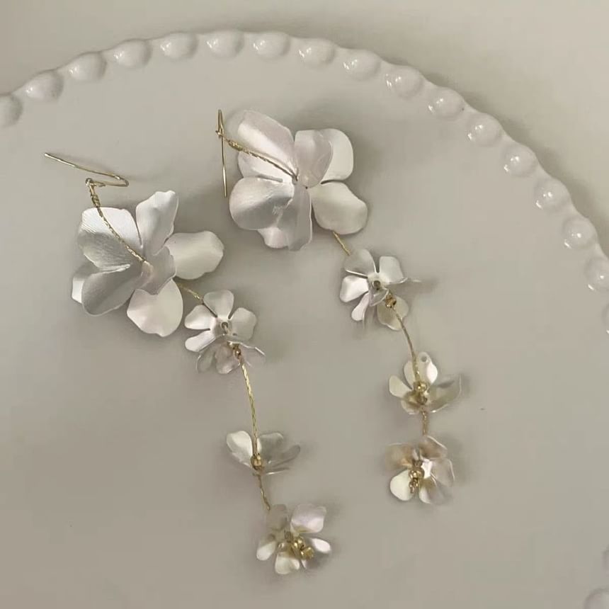 Dangle Earring Floral FashionChic