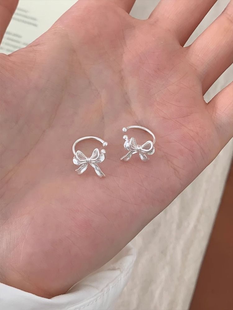 Bow Alloy Ear Cuff FashionChic
