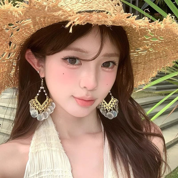 Alloy Chandelier Disc Earring Shell FashionChic