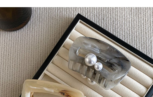 Pearl Claw Hair Acrylic Faux FashionChic