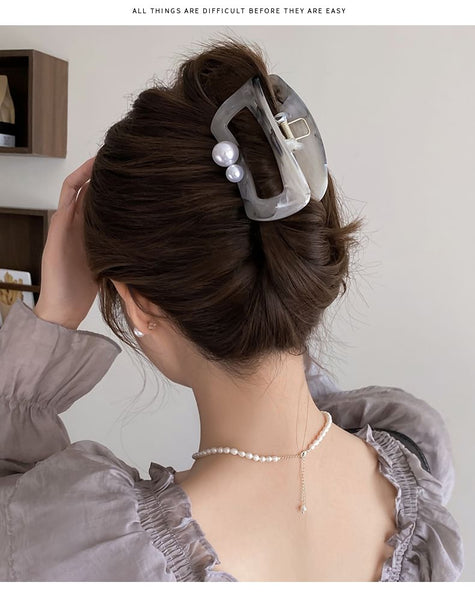 Pearl Claw Hair Acrylic Faux FashionChic