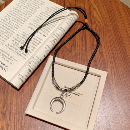 Crescent Pendant Moon Necklace FashionChic