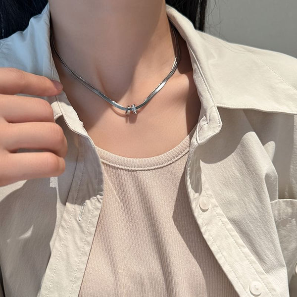 Necklace Chain Snake Circle Pendant FashionChic