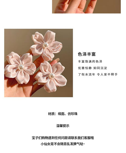 Pearl Set Hair Faux Clip / Flower FashionChic